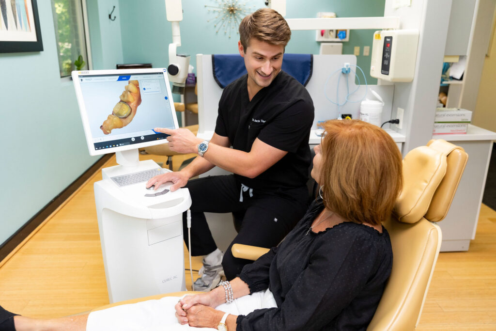 Cracked a Tooth? Here’s What to Do and How We Can Help